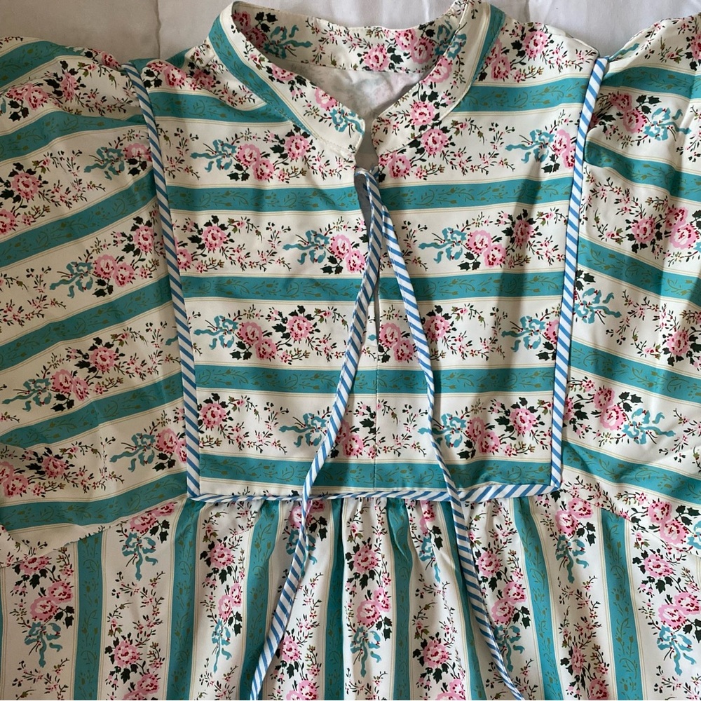SHEIN Floral Striped Maxi Dress - Green, White, and Pink - Picture 4 of 7